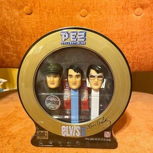 Elvis Presley set of 3 in collectible tin